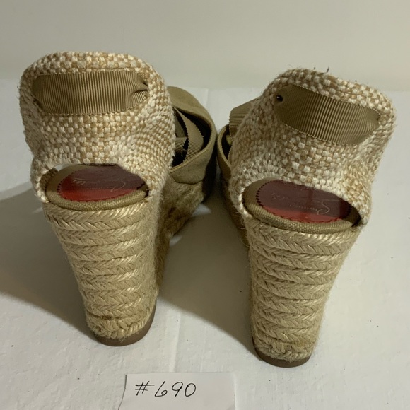 Christian Louboutin Canvas D'Orsay Espadrills
Tan, Round-Toes, Wedge Heel - Picture 11 of 15